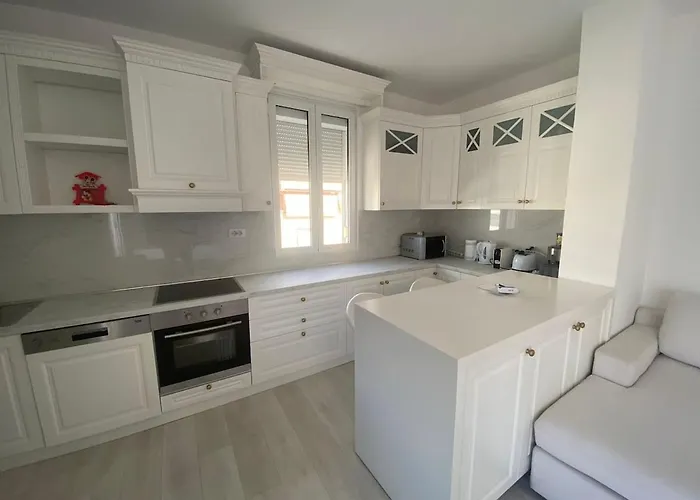 アパート Cozy With Zoo And View *